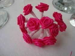 12 mini roses fleur en satin fuschia
